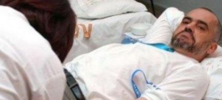 Έντι Ράμα: Εσπευσμένα στο νοσοκομείο με έμφραγμα