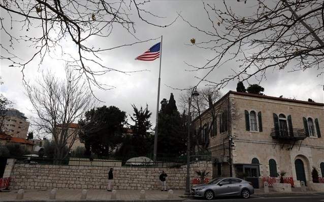Ιερουσαλήμ: Υποστολή σημαίας στο προξενείο των ΗΠΑ