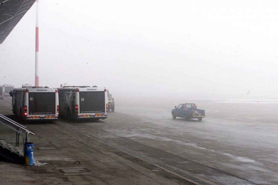 Καθυστερήσεις στο αεροδρόμιο Μακεδονία λόγω ομίχλης