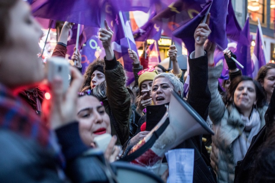 Κωνσταντινούπολη: Χρήση χημικών σε πορεία γυναικών