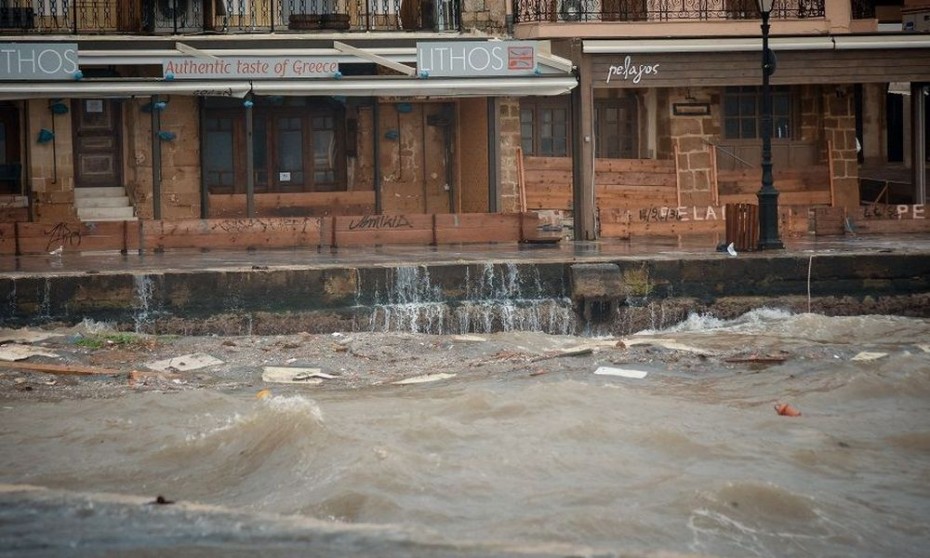 Σε κατάσταση έκτακτης ανάγκης η Χαλκίδα λόγω πλημμυρικών φαινομένων