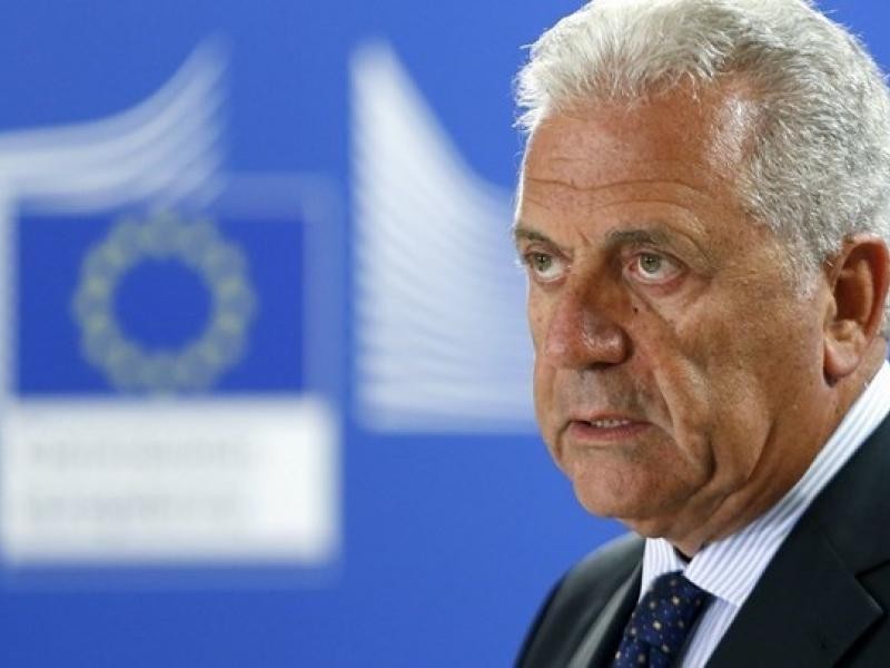 Αβραμόπουλος: Στόχος της ΕΕ η ένταξη των προσφύγων