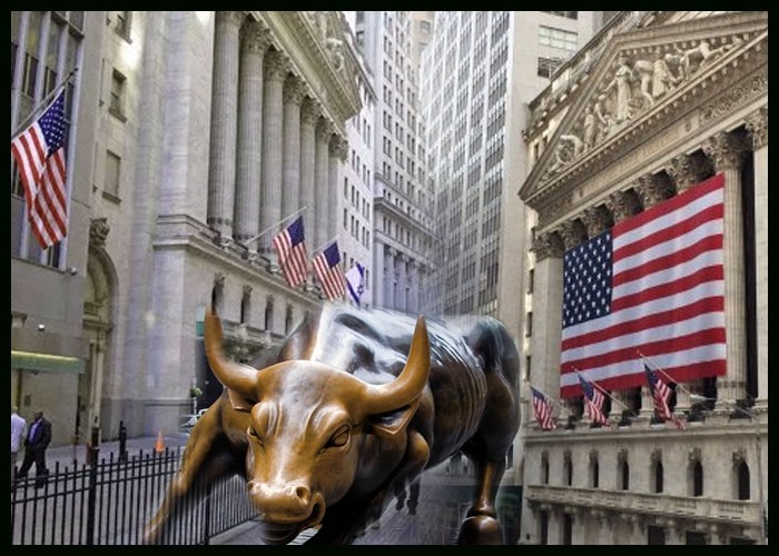 Έσπασαν τα κοντέρ στην Wall Street