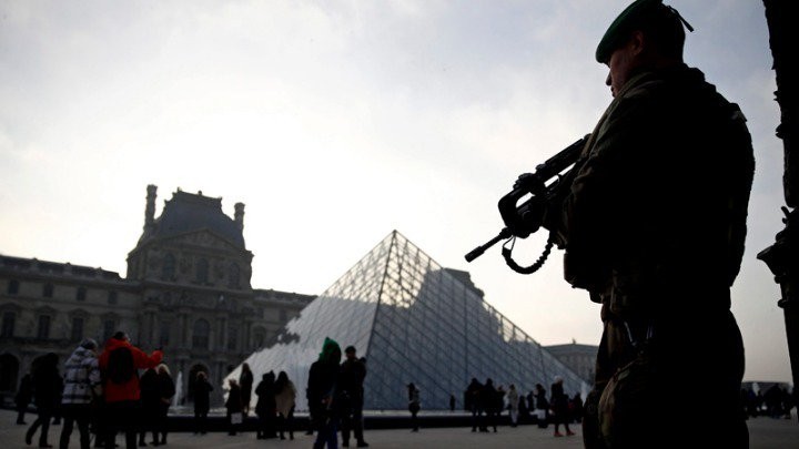 Γαλλία: 7.400 αστυνομικοί στους δρόμους για την Πρωτομαγιά