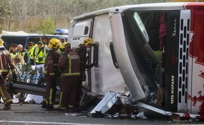Πολύνεκρη τραγωδία με τουριστικό λεωφορείο στην Πορτογαλία