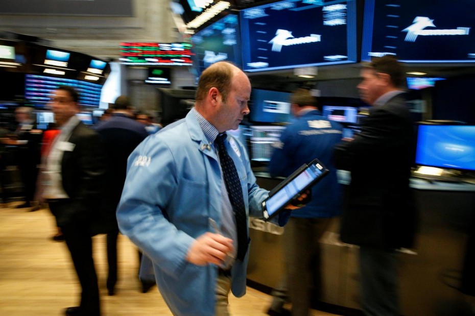 Επιμένει αρνητικά η Wall Street λόγω των εμπορικών απειλών