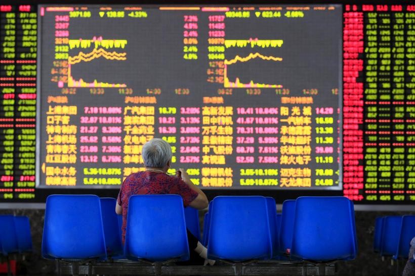 «Βουτιά» στις αγορές της Ασίας, καθώς «ξεθυμαίνουν» οι εμπορικές ελπίδες