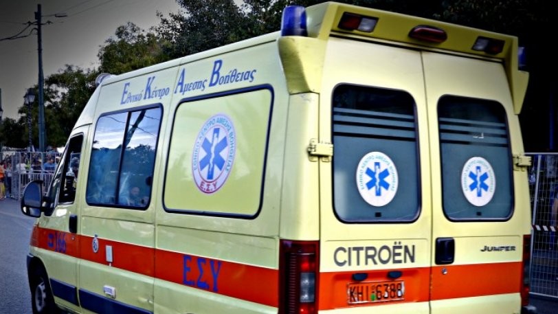 Μηχανή παρέσυρε 14χρονη στο Ribas στη Βάρκιζα - 3 τραυματίες