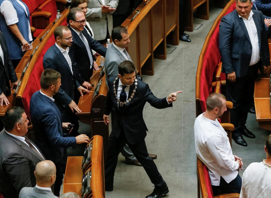 Παραιτήθηκε ο πρωθυπουργός της Ουκρανίας - Κόντρα με τον Ζελένσκι