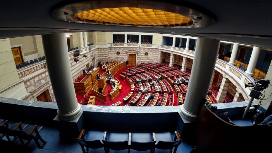 Ψήφος εμπιστοσύνης: 153 «ναι» στην κυβέρνηση Τσίπρα