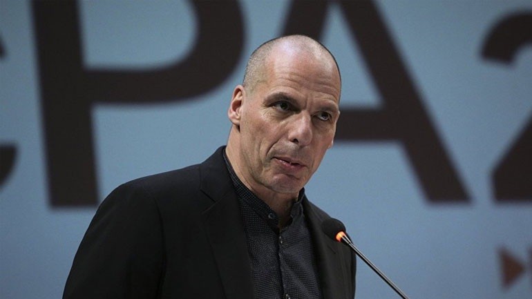 Βαρουφάκης: Δεν δίνω ψήφο εμπιστοσύνης στον ΣΥΡΙΖΑ, ούτε διαπραγματεύομαι με δανειστές
