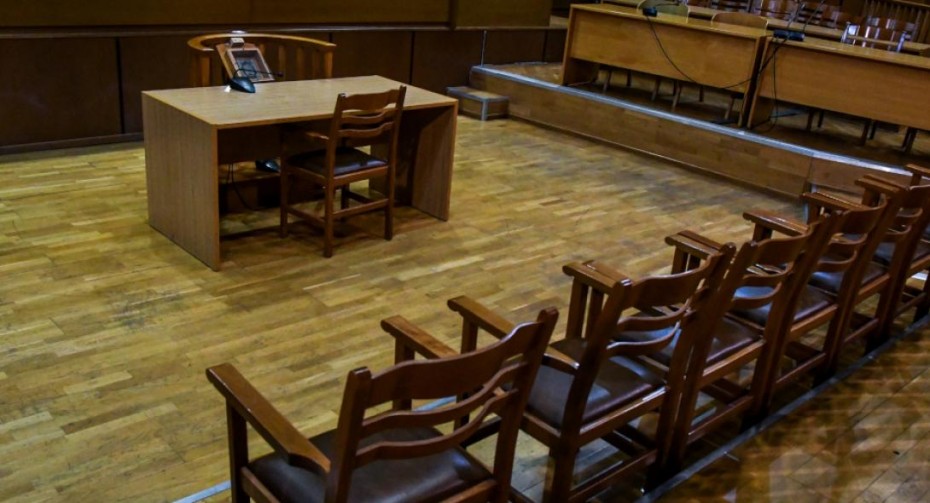 Δίκη ΧΑ: Η προσοχή στην απολογία Καζαντζόγλου την Παρασκευή