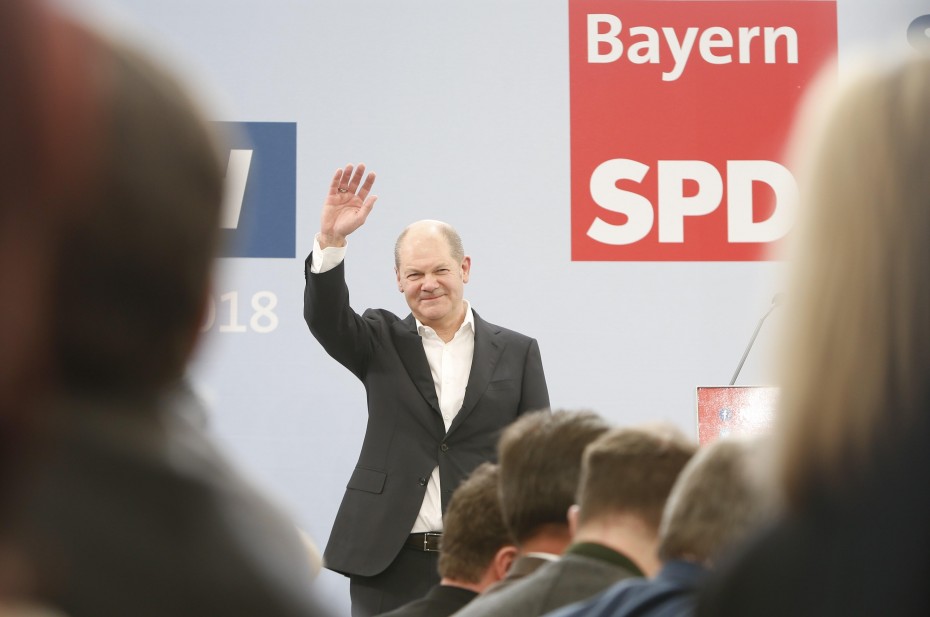 Ο Γερμανός ΥΠΟΙΚ αποκλείει την ανάληψη ηγεσίας του SPD