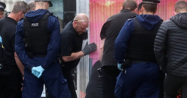 Λονδίνο: 4 συλλήψεις για ομοφοβική επίθεση σε γυναίκες