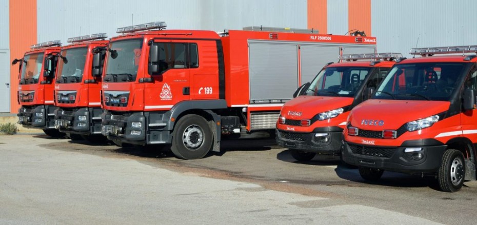 Παροπλισμένα 100 πυροσβεστικά οχήματα