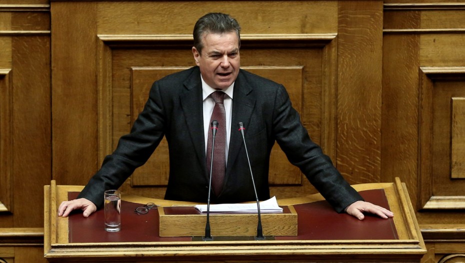 Συντάξεις-εφάπαξ: Έτσι ο Πετρόπουλος διασκεδάζει τις εντυπώσεις για τις 298.000 εκρρεμείς αιτήσεις