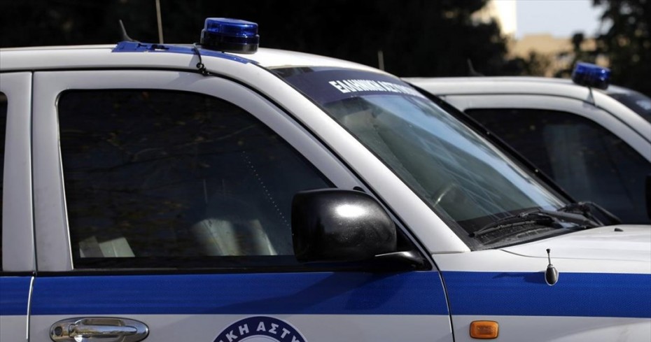 Οκτώ συλλήψεις για πλαστογραφία στα αεροδρόμια Ηράκλειου και Χανίων