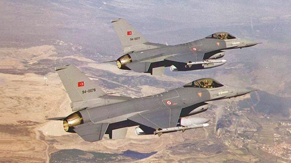 Νέες υπερπτήσεις τουρκικών F-16 πάνω από ελληνικά νησιά