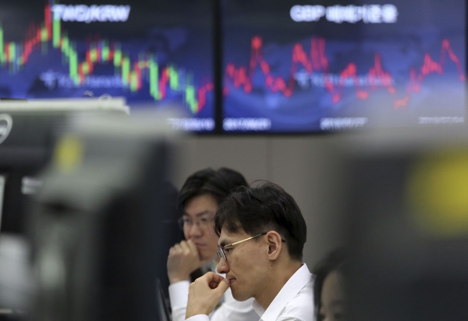 «Αέρας» ρεκόρ από τη Wall Street στα ασιατικά χρηματιστήρια