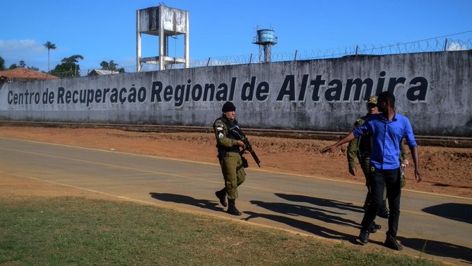 Βραζιλία: Θάνατος 4 κρατουμένων κατά μεταφορά προς φυλακή
