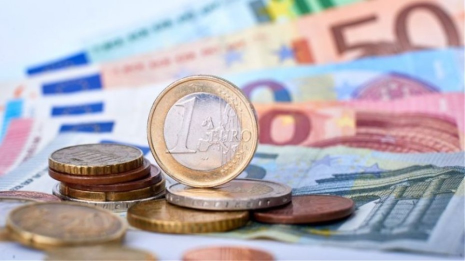 Κοντά στα 2 δισ. ευρώ το πρωτογενές έλλειμμα στο α' εξάμηνο