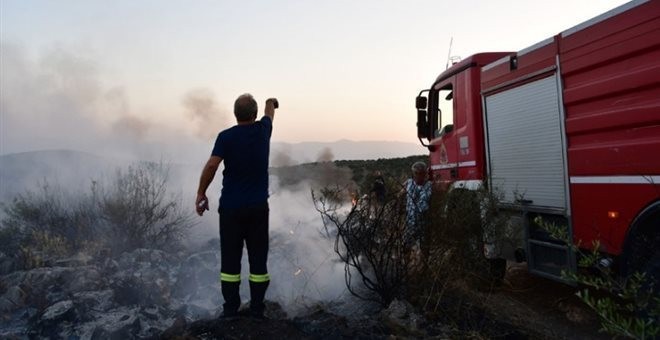 Νέες πυρκαγιές σε Άνω Βούναινα Λάρισας, Ωρωπό και Κορωπί 