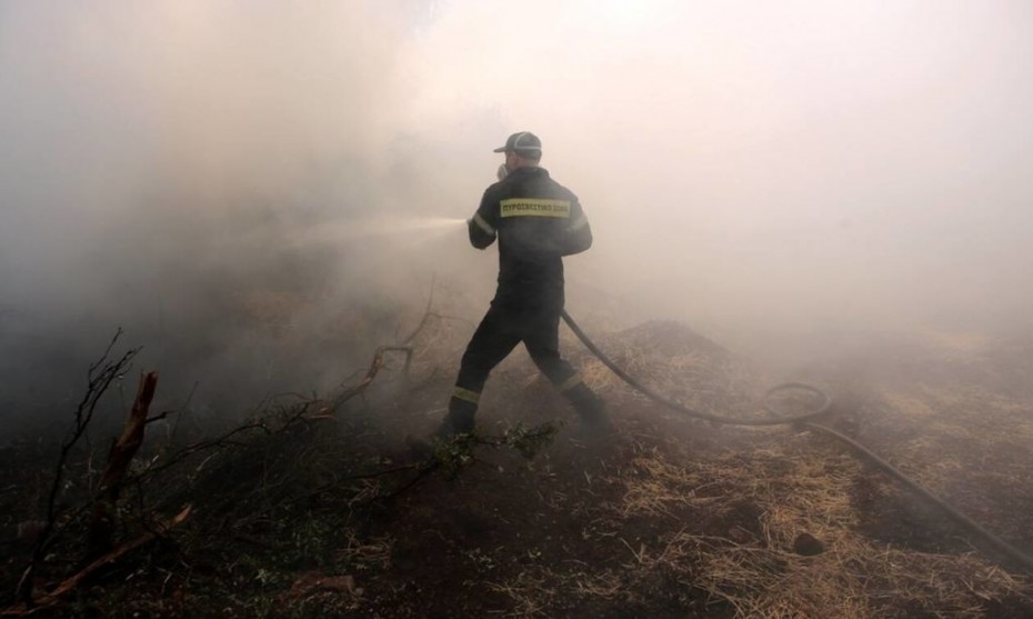 Υπό έλεγχο πυρκαγιά στο Αρολίθι Ρεθύμνου