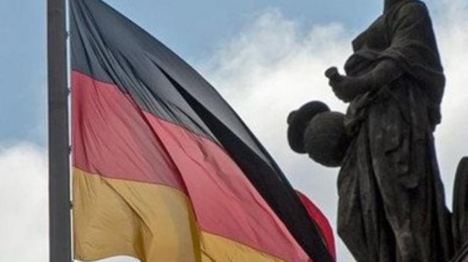SZ για γερμανικές αποζημιώσεις: «Χαιρετίσματα από τη Χάγη»