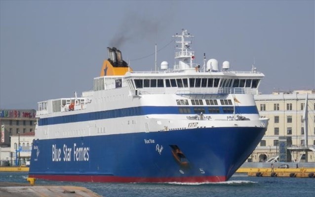 Blue Star Naxos: Επέστρεψαν με ασφάλεια στον Πειραιά οι 1.365 επιβάτες
