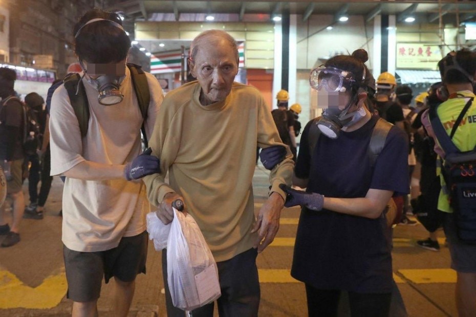 Νέες συγκρούσεις διαδηλωτών - αστυνομίας στο Χονγκ Κονγκ