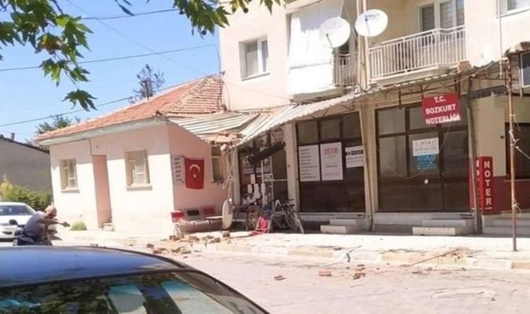 Χωρίς σοβαρούς τραυματισμούς μετά τον ισχυρό σεισμό στην Τουρκία