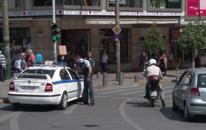Σε 135 συλλήψεις στο κέντρο της Αθήνας προχώρησε η ΕΛΑΣ