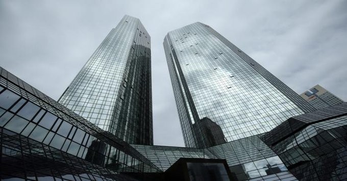 Γερμανία: Έφοδος στα γραφεία της Deutsche Bank, για «ξέπλυμα» χρήματος