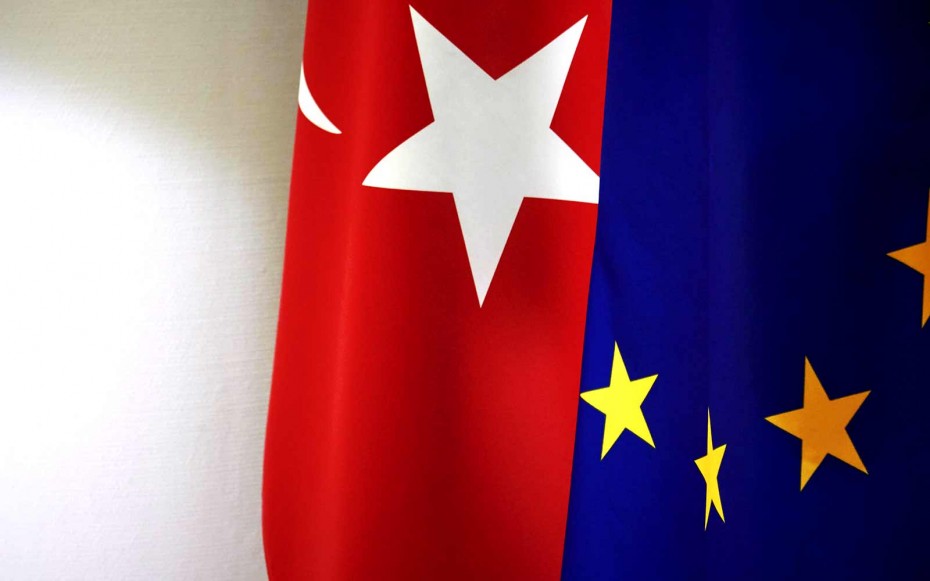 Η ΕΕ υπενθυμίζει στην Τουρκία τα κονδύλια για το μεταναστευτικό