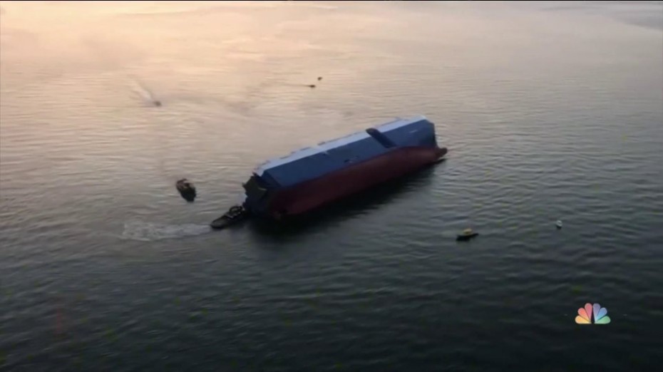 ΗΠΑ: Εγκλωβισμένοι ναυτικοί σε φορτηγό πλοίο στην Τζόρτζια
