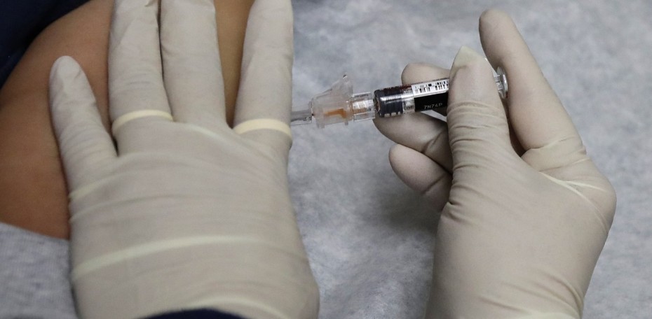 Εμβόλιο για τη γρίπη: Προτεραιότητα σε έγκυες και υγειονομικούς υπαλλήλους
