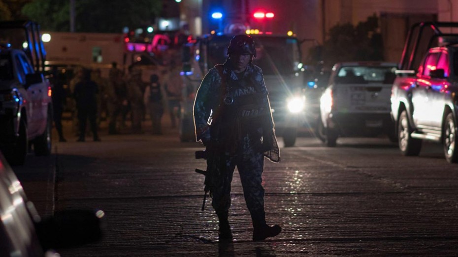 Νεκροί 14 αστυνομικοί από επίθεση στο Μεξικό