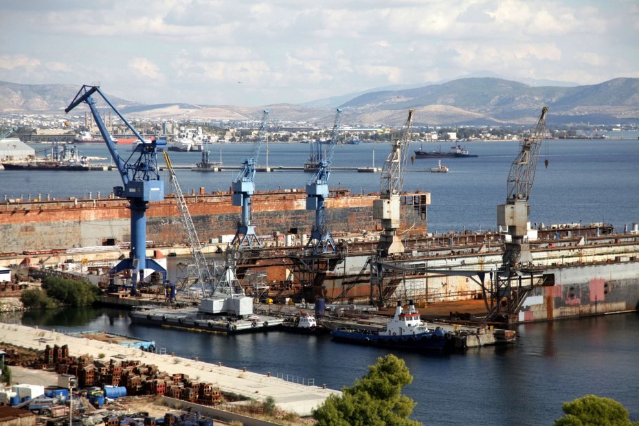 Κοντά στα 30 εκατ. ευρώ για τα ναυπηγεία Σκαραμαγκά και Ελευσίνας