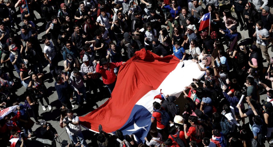 Στους 18 οι νεκροί από τις βίαιες συγκρούσεις στη Χιλή