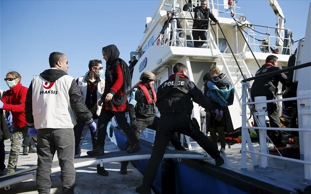 Διασώθηκαν 33 πρόσφυγες στη Λέσβο