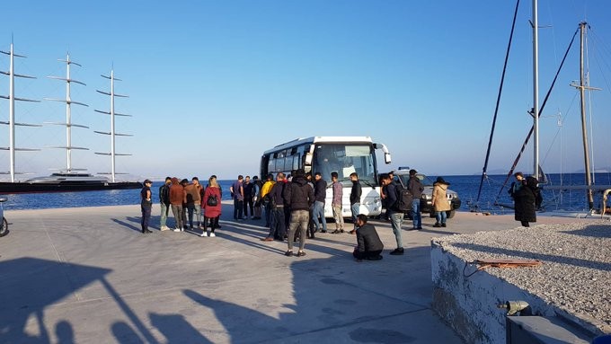 Εντοπίστηκε ιστιοφόρο με 30 πρόσφυγες ανοιχτά των Ψαρών