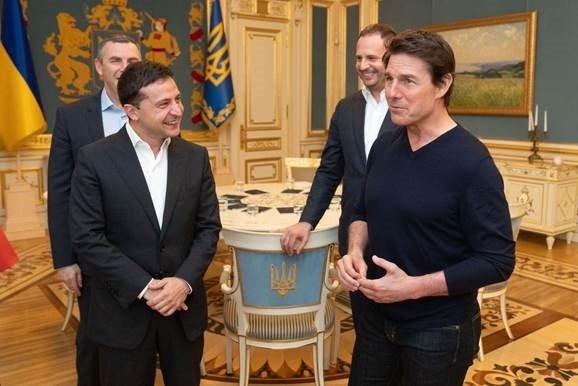 Ο Τομ Κρουζ συναντήθηκε με τον πρώην... συνάδελφο του, πρόεδρο της Ουκρανίας