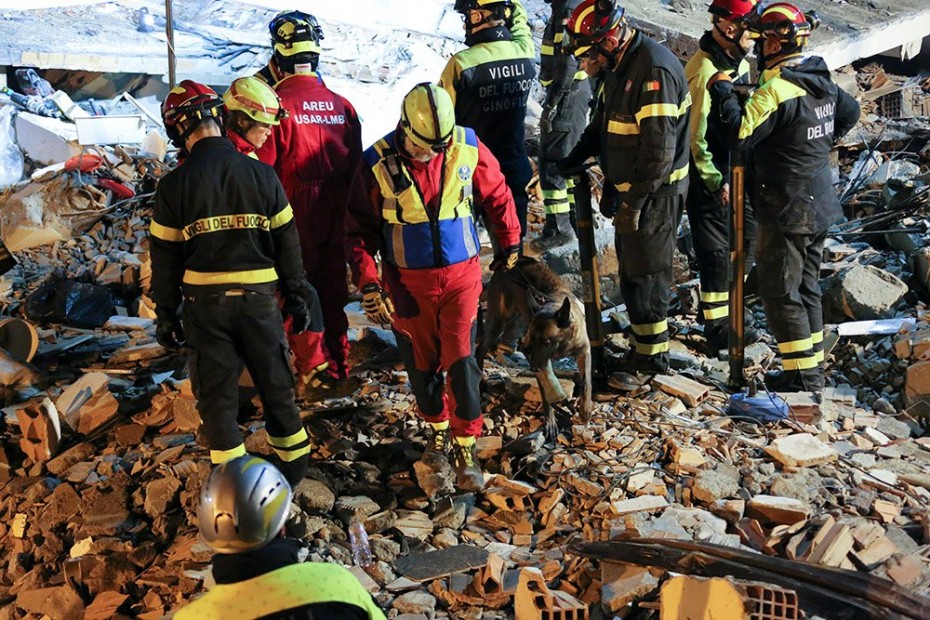 Πάνω από τους 30 οι νεκροί από το σεισμό στην Αλβανία
