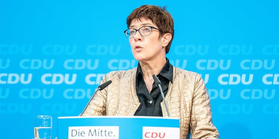 Ντεμπούτο για το κρίσιμο συνέδριο του CDU