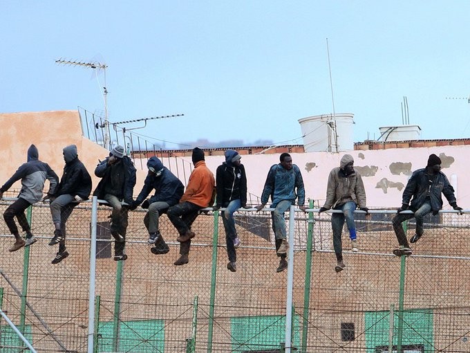 Τουλάχιστον 4 νεκροί μετανάστες από ναυάγιο στην Ισπανία