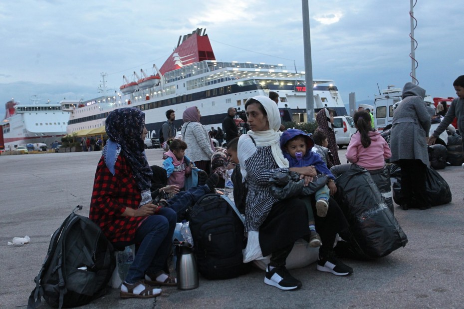 Ακόμα 113 πρόσφυγες μεταφέρονται από τη Μόρια στην ενδοχώρα