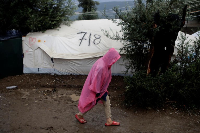 Προθεσμία 10 ημερών για τις ΜΚΟ που ασχολούνται στο προσφυγικό