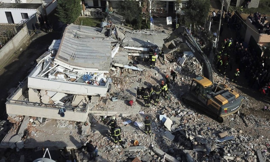 Σεισμός στην Αλβανία: Στους 35 οι νεκροί - Το έδαφος σηκώθηκε 8,4 εκατοστά