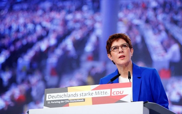 Επικράτηση της Κραμπ-Καρενμπάουερ στο συνέδριο του CDU