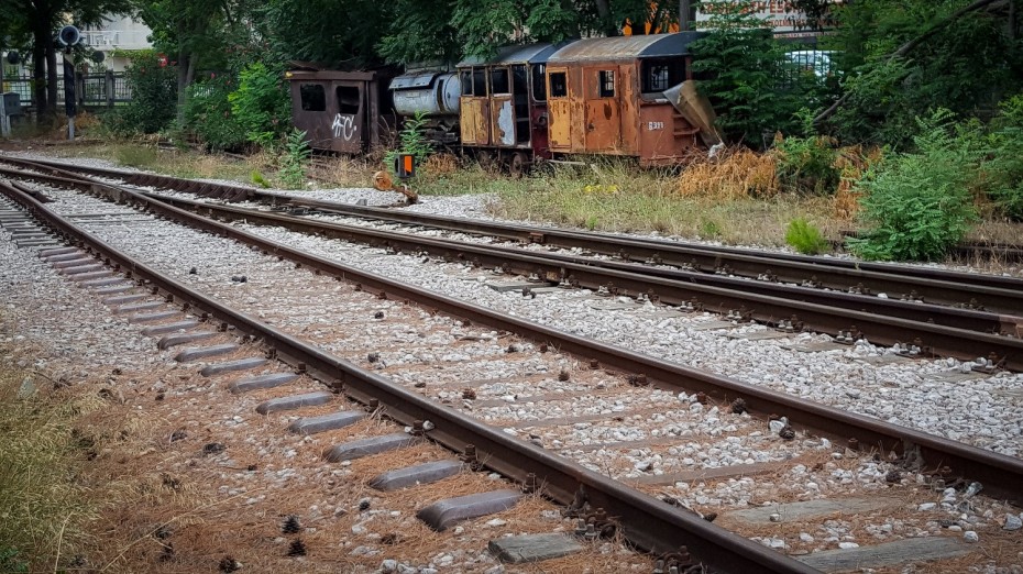 Η κακοκαιρία σταμάτησε τα δρομολόγια τρένων μετά τις Σέρρες προς Δράμα